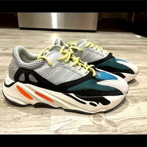 adidas Yeezy Boost 700 Wave Runner